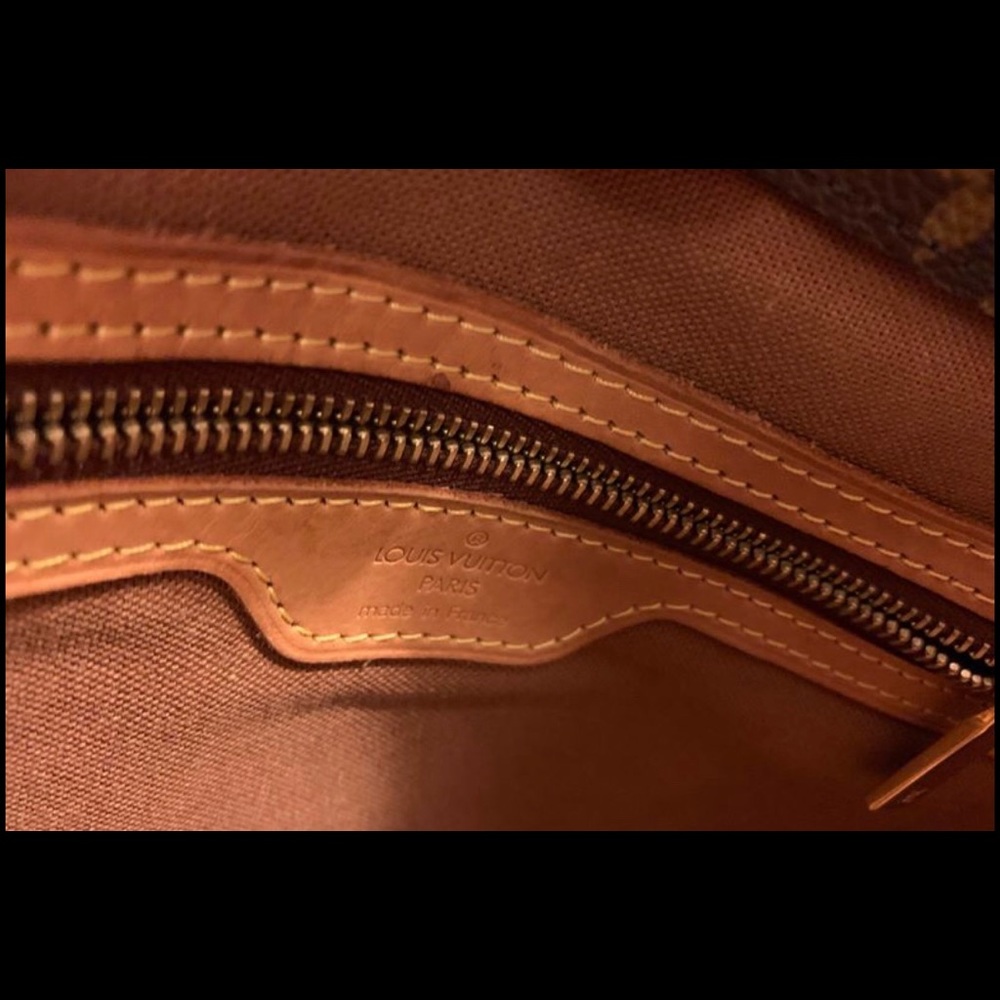 “SOLD”Authentic Louis Vuitton Cabo piano tote bag - Picture 3 of 4